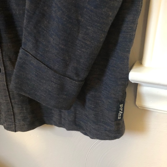 PrAna button up Small - Picture 5 of 9